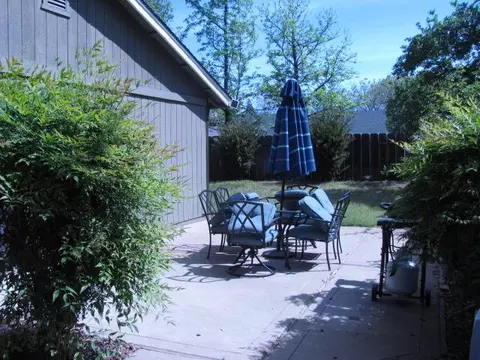 3853 Apollo St, Redding, CA 96002 photo 6