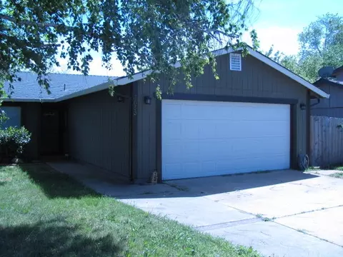 3853 Apollo St, Redding, CA 96002 photo 2