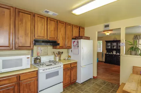 3560 Mercury Dr, Redding, CA 96002 photo 11