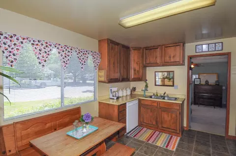 3560 Mercury Dr, Redding, CA 96002 photo 14