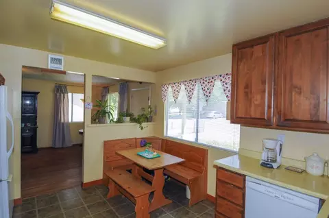 3560 Mercury Dr, Redding, CA 96002 photo 13