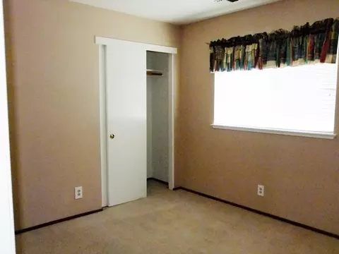 691 Alamine Dr, Redding, CA 96003 photo 11