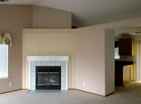 691 Alamine Dr, Redding, CA 96003 photo 3