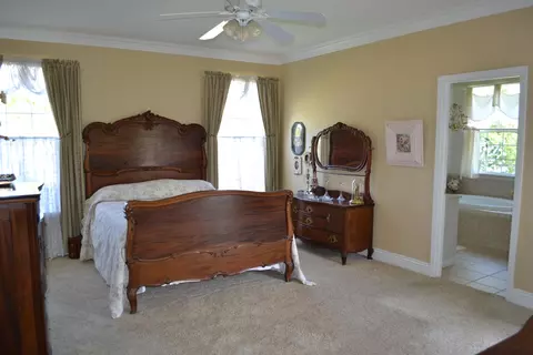 11305 Old Oregon Trl, Redding, CA 96003 photo 18