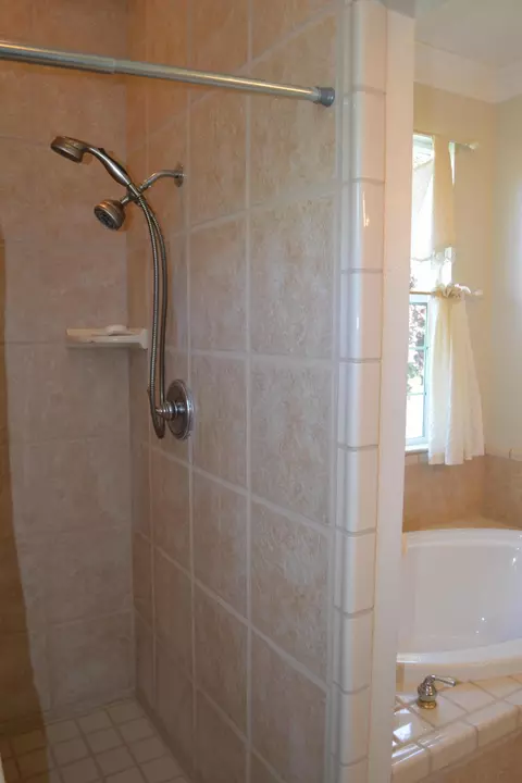 11305 Old Oregon Trl, Redding, CA 96003 photo 22