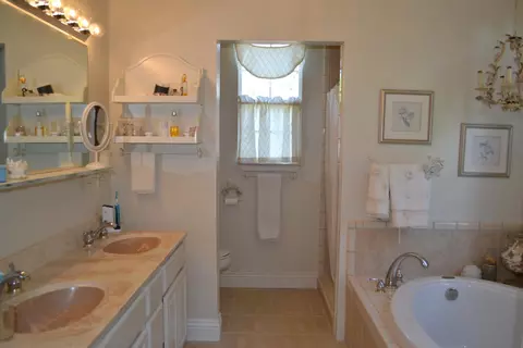11305 Old Oregon Trl, Redding, CA 96003 photo 20