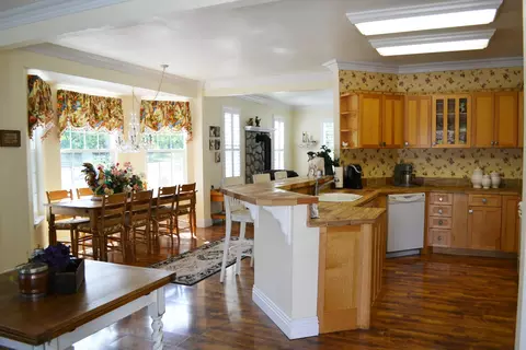 11305 Old Oregon Trl, Redding, CA 96003 photo 14