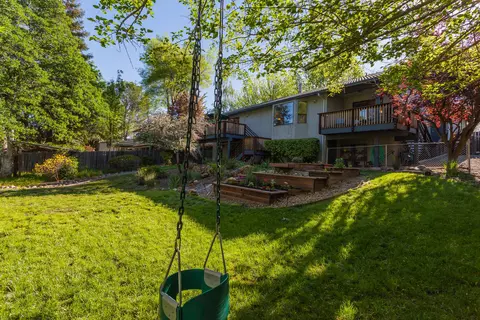2032 Oconner Ave, Redding, CA 96001 photo 37