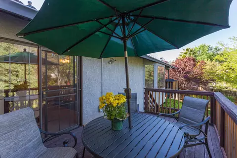 2032 Oconner Ave, Redding, CA 96001 photo 3