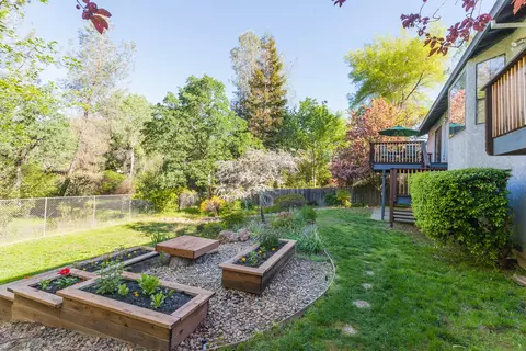 2032 Oconner Ave, Redding, CA 96001 photo 38