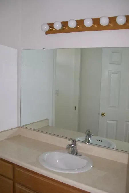 1070 Lakeside Dr, Red Bluff, CA 96080 photo 3