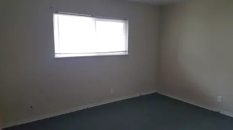 895 South St, Redding, CA 96001 photo 10