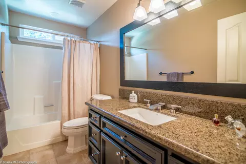 3904 Rainier Dr, Redding, CA 96001 photo 13