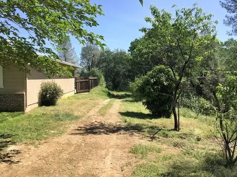 9605 Old Oregon Trl, Redding, CA 96003 photo 10