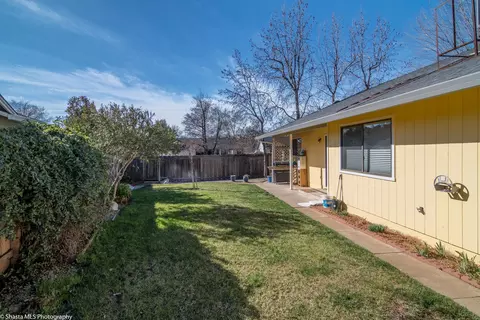 1645 Canter Ct, Redding, CA 96002 photo 19