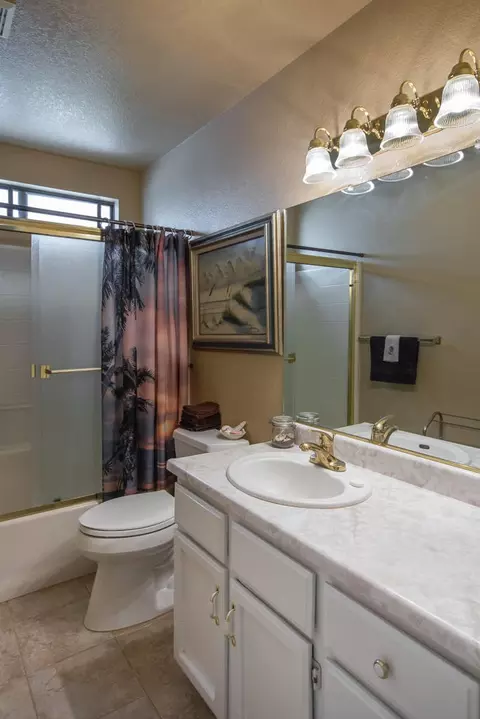 1645 Canter Ct, Redding, CA 96002 photo 15