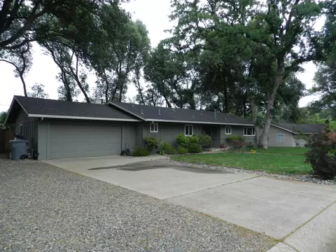 578 Julie Way, Redding, CA 96002 photo 3