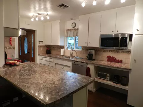 578 Julie Way, Redding, CA 96002 photo 9