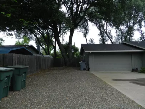 578 Julie Way, Redding, CA 96002 photo 24