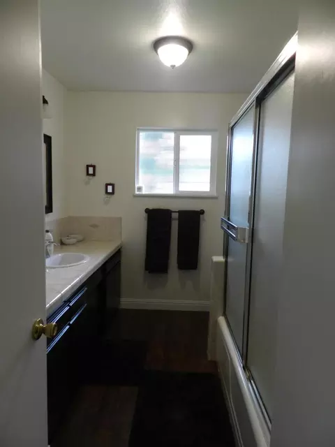 578 Julie Way, Redding, CA 96002 photo 10
