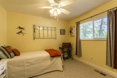 3256 Forest Hills Dr, Redding, CA 96002 photo 14