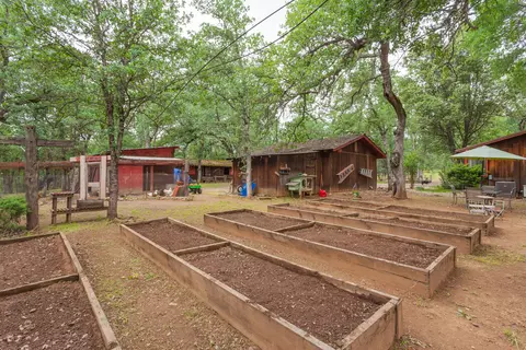 22081 Rustic Oak Ln, Palo Cedro, CA 96073 photo 32