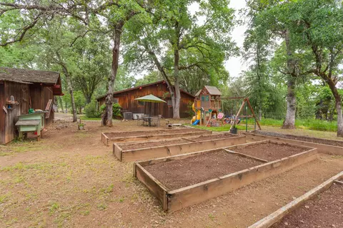 22081 Rustic Oak Ln, Palo Cedro, CA 96073 photo 31