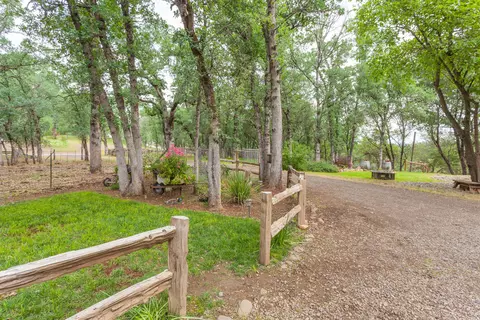 22081 Rustic Oak Ln, Palo Cedro, CA 96073 photo 45