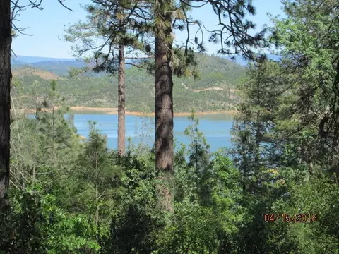 15164 Bear Mountain Rd, Redding, CA 96003 photo 2