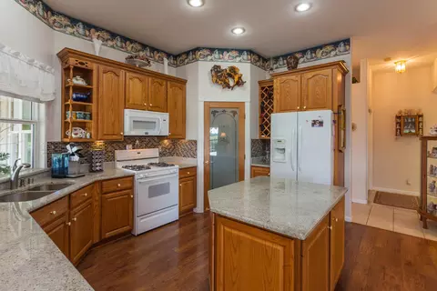 13026 Spring Lake St, Redding, CA 96003 photo 29