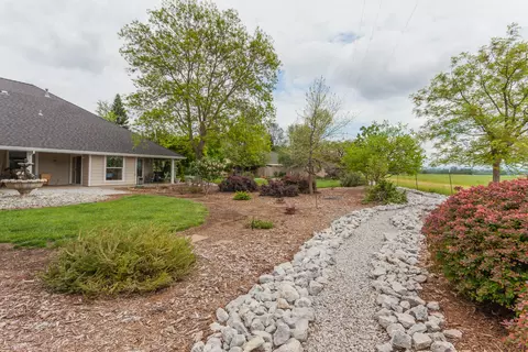 13026 Spring Lake St, Redding, CA 96003 photo 42
