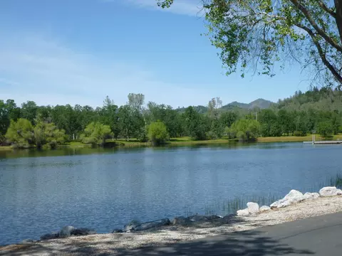 13026 Spring Lake St, Redding, CA 96003 photo 3