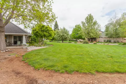 13026 Spring Lake St, Redding, CA 96003 photo 44