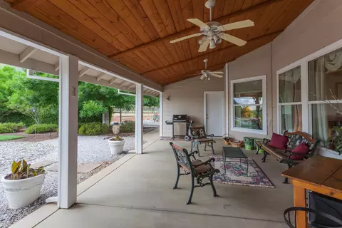 13026 Spring Lake St, Redding, CA 96003 photo 6