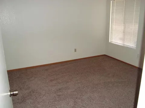 1649 Galaxy Way, Redding, CA 96002 photo 10