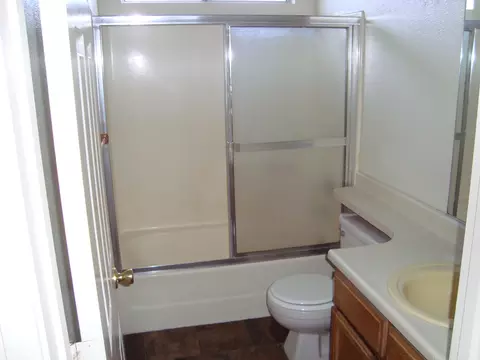 1649 Galaxy Way, Redding, CA 96002 photo 8