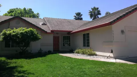 2237 Darsha Ln, Redding, CA 96003 photo 1