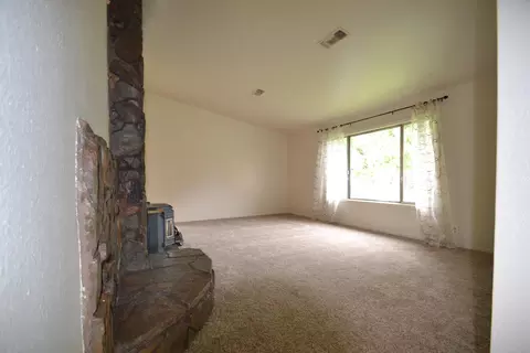 214 Newport, Redding, CA 96001 photo 15