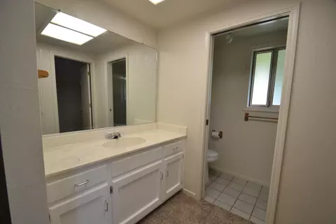 214 Newport, Redding, CA 96001 photo 9