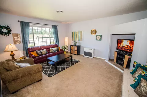 20275 Billy Jean Ln, Redding, CA 96002 photo 7
