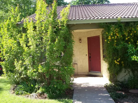 3909 Travona St, Redding, CA 96001 photo 9