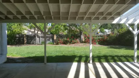 704 Fountain Cir, Redding, CA 96003 photo 15