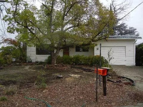 1575 Ridge Dr, Redding, CA 96001 photo 13