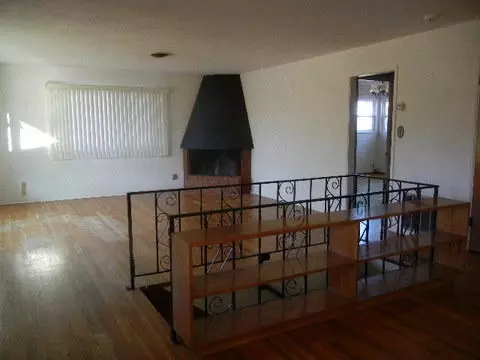 1575 Ridge Dr, Redding, CA 96001 photo 3