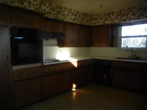 1575 Ridge Dr, Redding, CA 96001 photo 6
