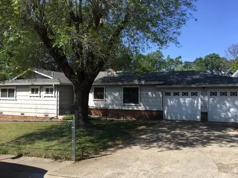 2704 Kenco Ave, Redding, CA 96002 photo 1