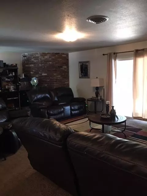 2704 Kenco Ave, Redding, CA 96002 photo 3