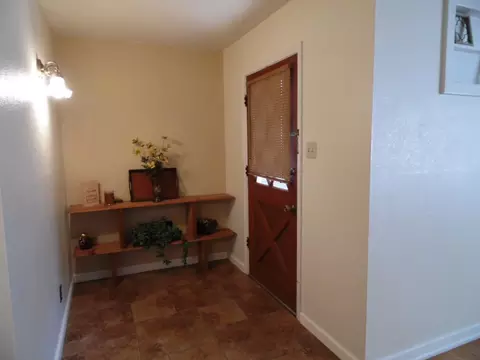 1846 8th St, Redding, CA 96001 photo 3