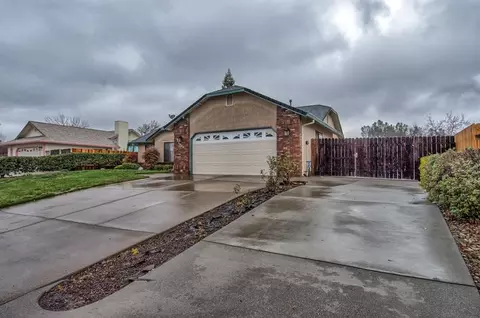3080 Howard Dr, Redding, CA 96001 photo 2