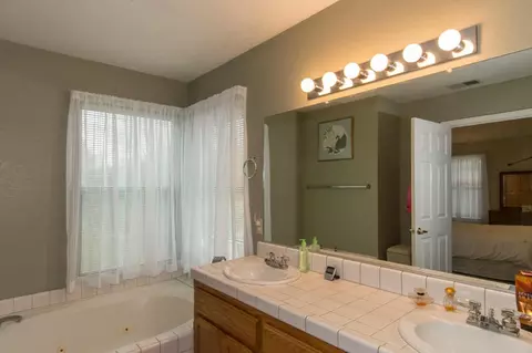 3080 Howard Dr, Redding, CA 96001 photo 11